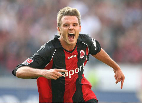 根據數據顯 根據數據顯